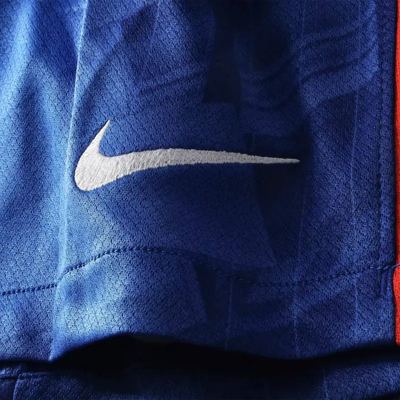 Chelsea chelsea nike heimstadion-shorts 2025-26 – damen Trikot - Exklusive Chelsea Fußballbekleidung Chelsea chelsea nike heimstadion-shorts 2025-26 – damen Trikot - Exklusive Chelsea Fußballbekleidung